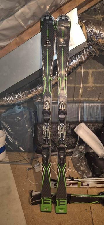 Ski beschikbaar voor biedingen