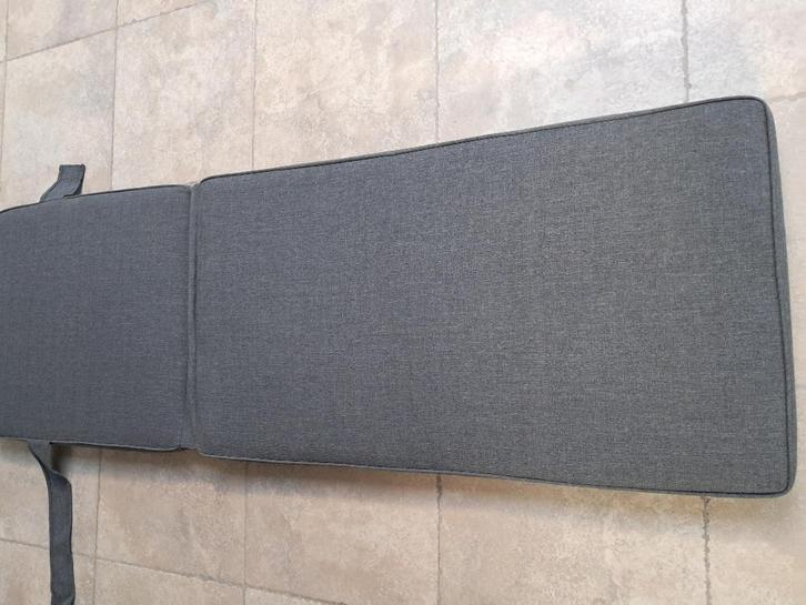 Wicker ligbed kussen (zie foto's), Tuin en Terras, Ligbedden, Zo goed als nieuw, Wicker, Verstelbaar, Ophalen of Verzenden