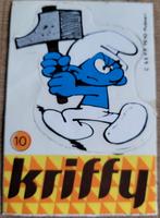 Oude sticker: De Smurfen (Het Olympsmurfstadion - Kriffy), Verzamelen, Stripfiguren, Smurfen, Gebruikt, Ophalen of Verzenden