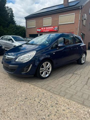 Opel Corsa 1.4 benzine met airco euro 5 beschikbaar voor biedingen