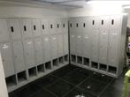 Lot de 10 armoires de 3 portes casiers vestiaires