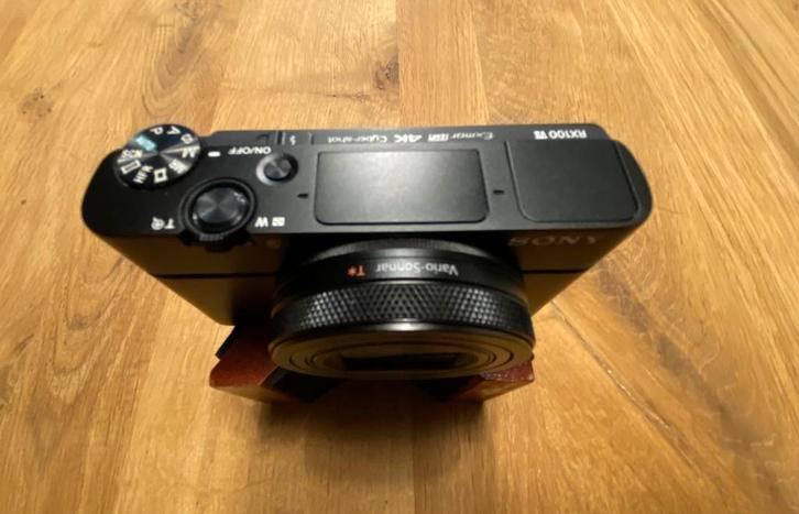 Sony Cybershot DSC-RX100 mark VII garantie en accessoires., Audio, Tv en Foto, Fotocamera's Digitaal, Zo goed als nieuw, Sony