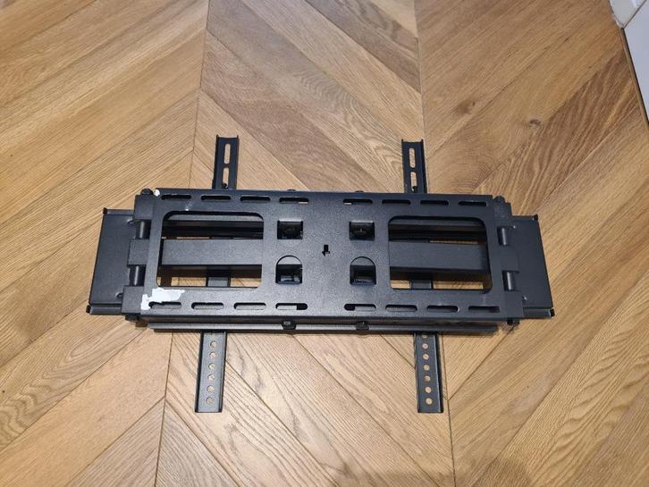 Muurbeugel voor TV (draai- en kantelbaar), Audio, Tv en Foto, Televisiebeugels, Zo goed als nieuw, Ophalen
