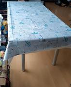 Tafel met glazen blad met tafelkleed met 4 stoelen plus hoez, Ophalen