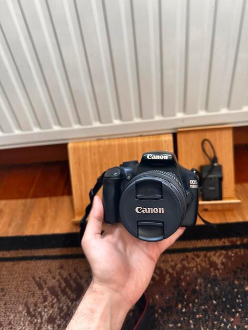 Canon EOS 1100D, Audio, Tv en Foto, Fotocamera's Analoog, Zo goed als nieuw, Canon, Ophalen