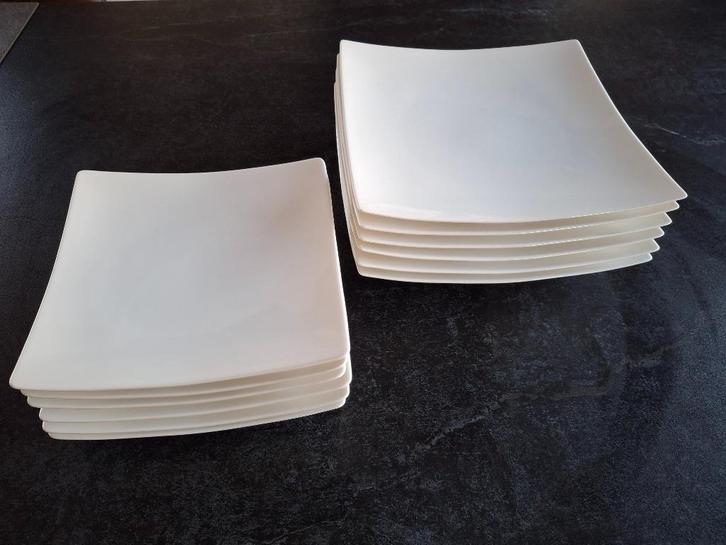 Set witte vierkante borden, Huis en Inrichting, Keuken | Servies, Gebruikt, Bord(en), Porselein, Ophalen
