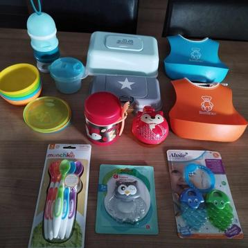 Baby pakket (allemaal nog nieuwe spullen) beschikbaar voor biedingen