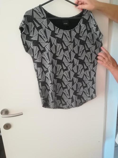 T-shirts merkkledij, ICHI EN SIXTH SENSE, 1 + 1 gratis, Kleding | Dames, T-shirts, Zo goed als nieuw, Maat 38/40 (M), Overige kleuren