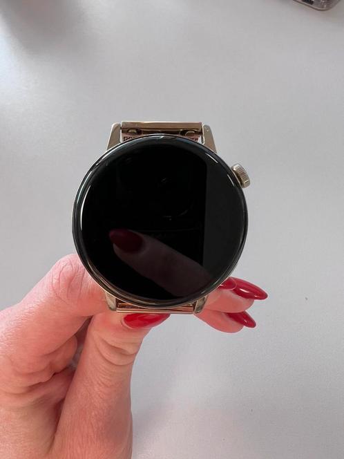 Huawei smartwatch Gt3 - Gouden band, Handtassen en Accessoires, Smartwatches, Zo goed als nieuw, Ophalen of Verzenden