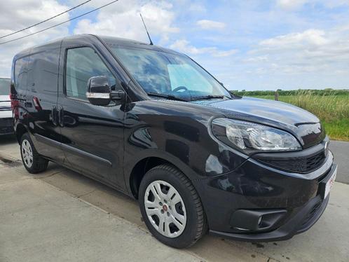 Fiat Doblo 1.6 Mjet D 105PK FULL OPTION 3-ZIT, Auto's, Bestelwagens en Lichte vracht, Bedrijf, Te koop, Used 1. Bestelwagens met ervaring.
