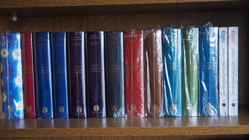 Srimad Bhagavatam Nederlands promotie set, Livres, Ésotérisme & Spiritualité, Neuf, Arrière-plan et information, Spiritualité en général