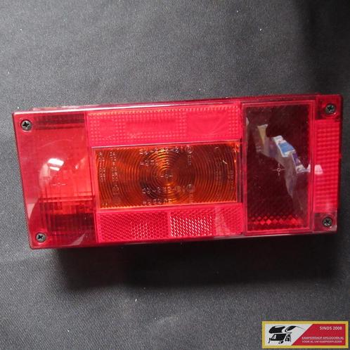 Te koop gebruikt midipoint achterlicht rechts nr1945, Caravans en Kamperen, Kampeeraccessoires, Nieuw, Ophalen of Verzenden