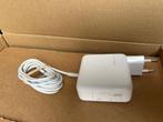 Magsafe 2 - 45 Watt (Macbook adapter), Computers en Software, Ophalen of Verzenden, Zo goed als nieuw, Apple