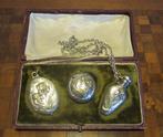 Art nouveau parfum set iris , verzilverd, Verzenden