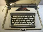 Machine à écrire Prima Retro - Olympia, Antiquités & Art, Antiquités | Bureau & Affaires, Enlèvement ou Envoi