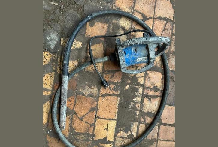Betonnaald-betontrilplaat-stroomgroep, Doe-het-zelf en Bouw, Betonmolens, Gebruikt, Ophalen