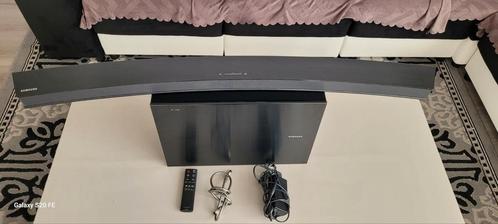 Samsung soundbar die in zeer goede staat is werk perfect met, Audio, Tv en Foto, Soundbars, Zo goed als nieuw, Bluetooth, Met externe subwoofer