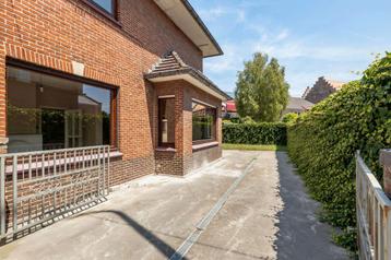 Huis te koop in Eeklo, 3 slpks beschikbaar voor biedingen