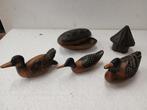 3 handgesneden houten eenden , hutje, doosje, Ophalen of Verzenden