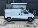 Renault trafic / 160,000km / LICHTEVRACHT / 3zit, Auto's, Renault, Bedrijf, Te koop, Achteruitrijcamera