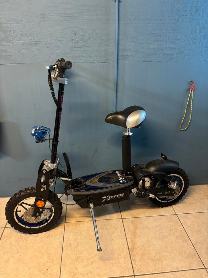 Elektrische step HB-ES1000A, Fietsen en Brommers, Steps, Gebruikt, Elektrische step (E-scooter), Ophalen of Verzenden