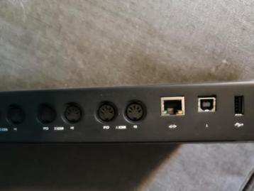 Midi controller iConnectivity mioXL
 beschikbaar voor biedingen