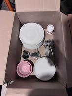 Porseleinen borden en kommen + bestek, Huis en Inrichting, Keuken | Servies, Ophalen, Gebruikt, Bord(en)