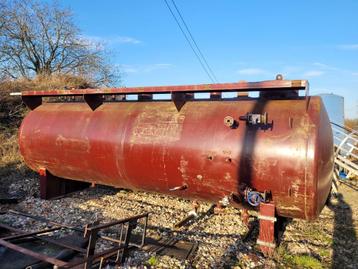 Opslagtank / stoomketel beschikbaar voor biedingen