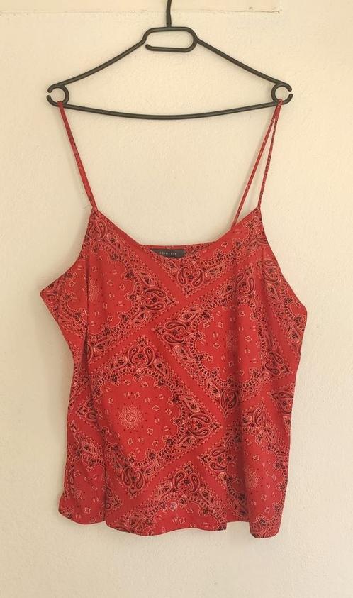 Primark | Haut bandana cachemire — Taille 48, Vêtements | Femmes, Tops, Porté, Taille 46/48 (XL) ou plus grande, Rouge, Sans manches