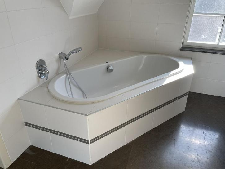 Ligbad met kraan en handdouche – inclusief kraanwerk, Doe-het-zelf en Bouw, Sanitair, Gebruikt, Bad, Chroom, Ophalen