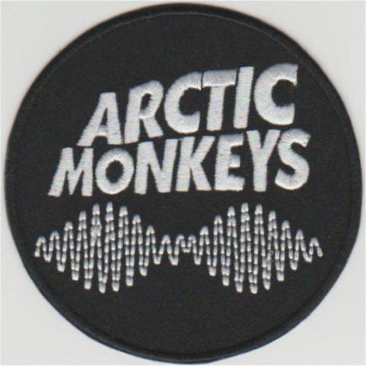 Arctic Monkeys stoffen opstrijk patch embleem, Verzamelen, Muziek, Artiesten en Beroemdheden, Nieuw, Kleding, Verzenden