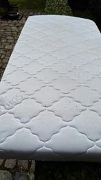 2 matrassen kinderbed. Mythos., Ophalen, Gebruikt, Matras