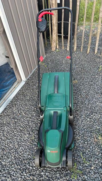 Bosch EasyMower 18V-32-200- 1 batterie + chargeur + garantie, Tondeuse rotative, 30 à 39 cm, Enlèvement, Utilisé