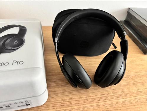 Apple Beats Studio Pro, Audio, Tv en Foto, Hoofdtelefoons, Zo goed als nieuw, Op oor (supra aural), Overige merken, Draadloos