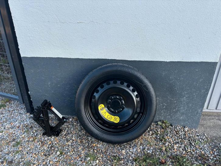 Roue de secours Ford (125/70R16 96M) galette neuf, Autos : Pièces & Accessoires, Autres pièces automobiles, Ford, Volvo, Rover