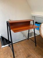 Klein bureautje, Huis en Inrichting, Bureaus, Ophalen, Zo goed als nieuw, Bureau