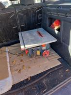 Kleine zaagmachine, Enlèvement