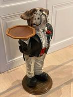 Decoratief beeld in kunststof, hond met dienblad, Ophalen, Zo goed als nieuw