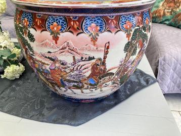 Porseleinen  Cashpot Chinese  beschikbaar voor biedingen