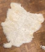 Schapenvel, Huis en Inrichting, Stoffering | Vloerbedekking, Ophalen of Verzenden, Zo goed als nieuw, Crème, Overige typen
