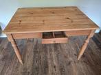 Oude boerentafel met lade en gedraaide poten. Oude tafel, Antiek en Kunst, Ophalen