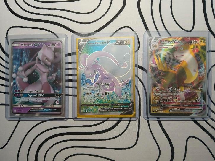 Pokémon GX/V Bundle – Mewtwo GX, Hisuian Goodra V & Boltund, Hobby en Vrije tijd, Verzamelkaartspellen | Pokémon, Zo goed als nieuw