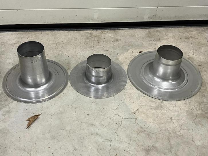 Dakdoorvoer voor plat dak   -  3 stuks, Doe-het-zelf en Bouw, Dakpannen en Dakbedekking, Zo goed als nieuw, Overige typen, Metaal