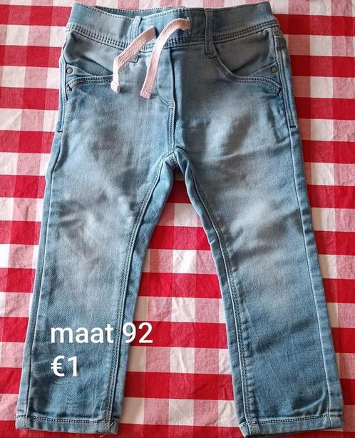 Jeansbroek met touwtjes, Enfants & Bébés, Vêtements enfant | Taille 92, Comme neuf, Fille, Pantalon, Enlèvement ou Envoi