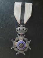 Médaille Distinction belge officielle de l ordre de Léopold, Collections, Enlèvement