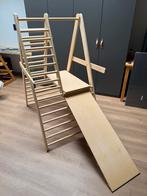 Montessori pikler, klimdriehoek, peutergym, Ophalen, Zo goed als nieuw