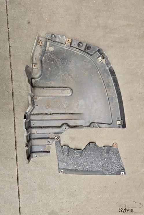 Bodemplaat onderplaat set BMW 1 serie E82 E88 51757166258 71, Auto-onderdelen, Carrosserie, Gebruikt, Ophalen of Verzenden