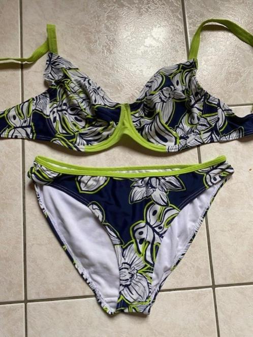 mooie bikini set maat 42/44 cup C, Kleding | Dames, Badmode en Zwemkleding, Zo goed als nieuw, Bikini, Overige kleuren, Ophalen of Verzenden