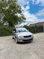 Skoda Fabia Benzine te koop!!, Auto's, Voorwielaandrijving, Euro 5, Stof, Parkeersensor
