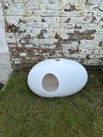 Kattenbak design ei-vorm, Ophalen, Zo goed als nieuw